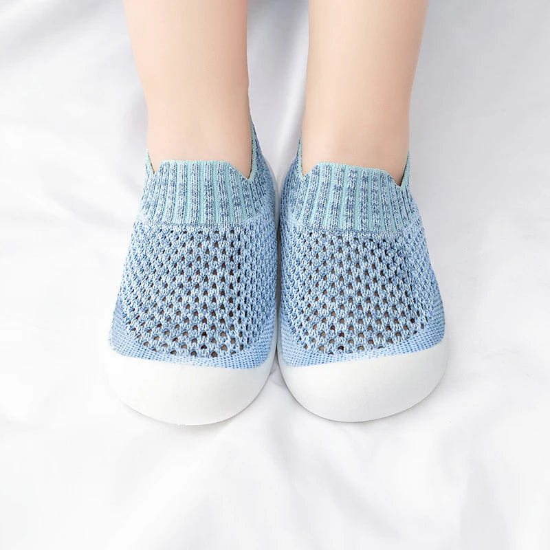 Unisex Baby Walking Shoes – Breathable Anti-Slip Summer/Autumn Sandals
