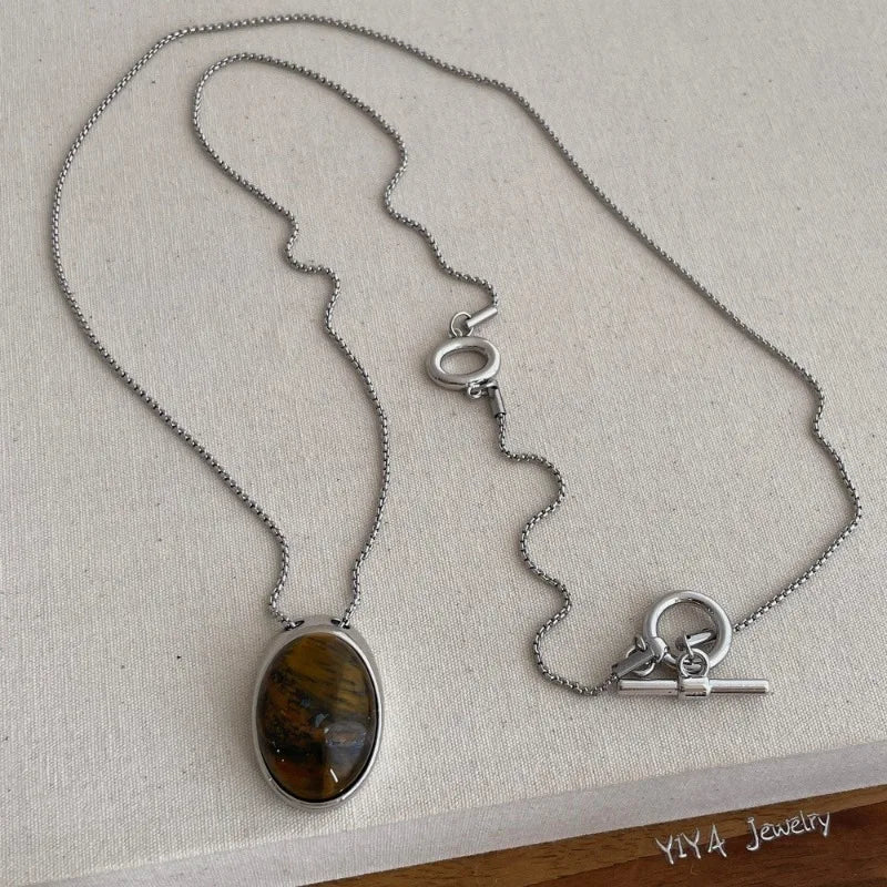 Minar Retro Black Brown Oval Natural